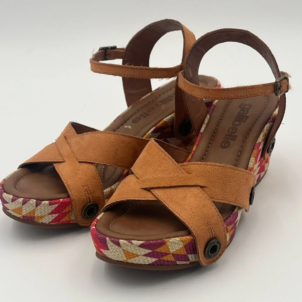 Galibelle Brown Strappy Sandals with Patterned Wedge Size 7 - Picture 2 of 10